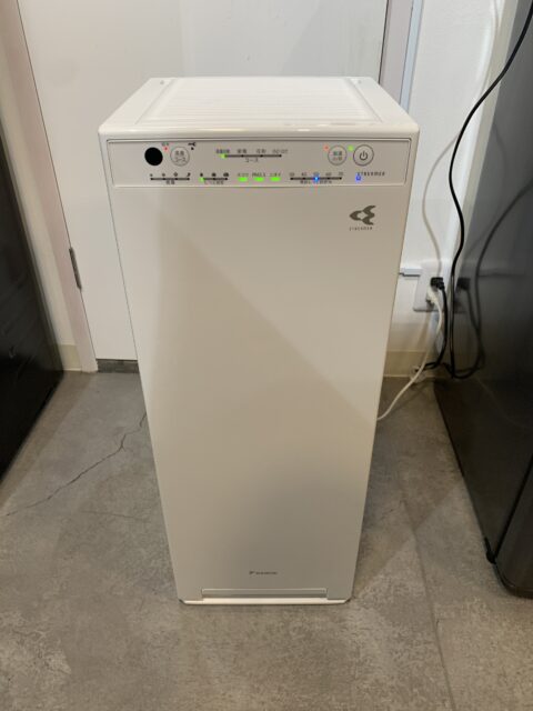 Daikin ダイキン　2023年製　空気清浄機 中古品販売