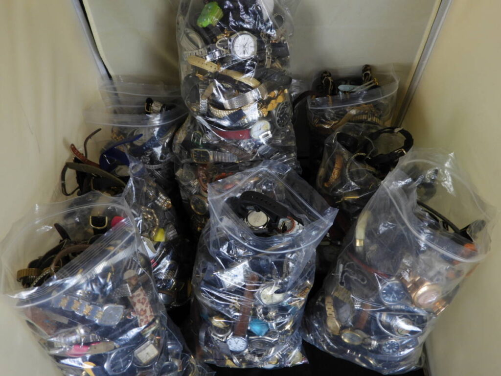 腕時計まとめ売り SEIKO CITIZEN ORIENTO RADO他 50kg