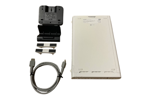 Wii U周辺機器（充電スタンド・センサーバーなど）