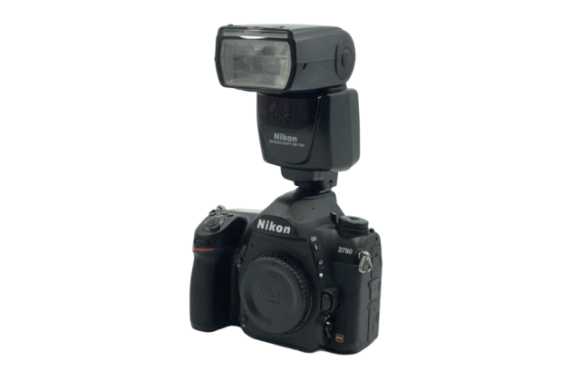 デジタル一眼レフカメラ本体