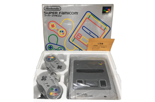 スーパーファミコン本体箱付き(1)