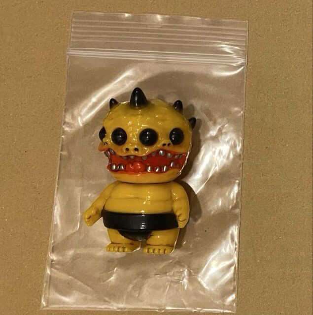 リアルヘッド peek a boo toy リキ押忍 ソフビ