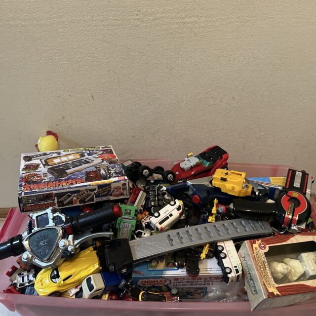 おもちゃ大量セット 戦隊系・仮面ライダー・ミニカー・フィギュア