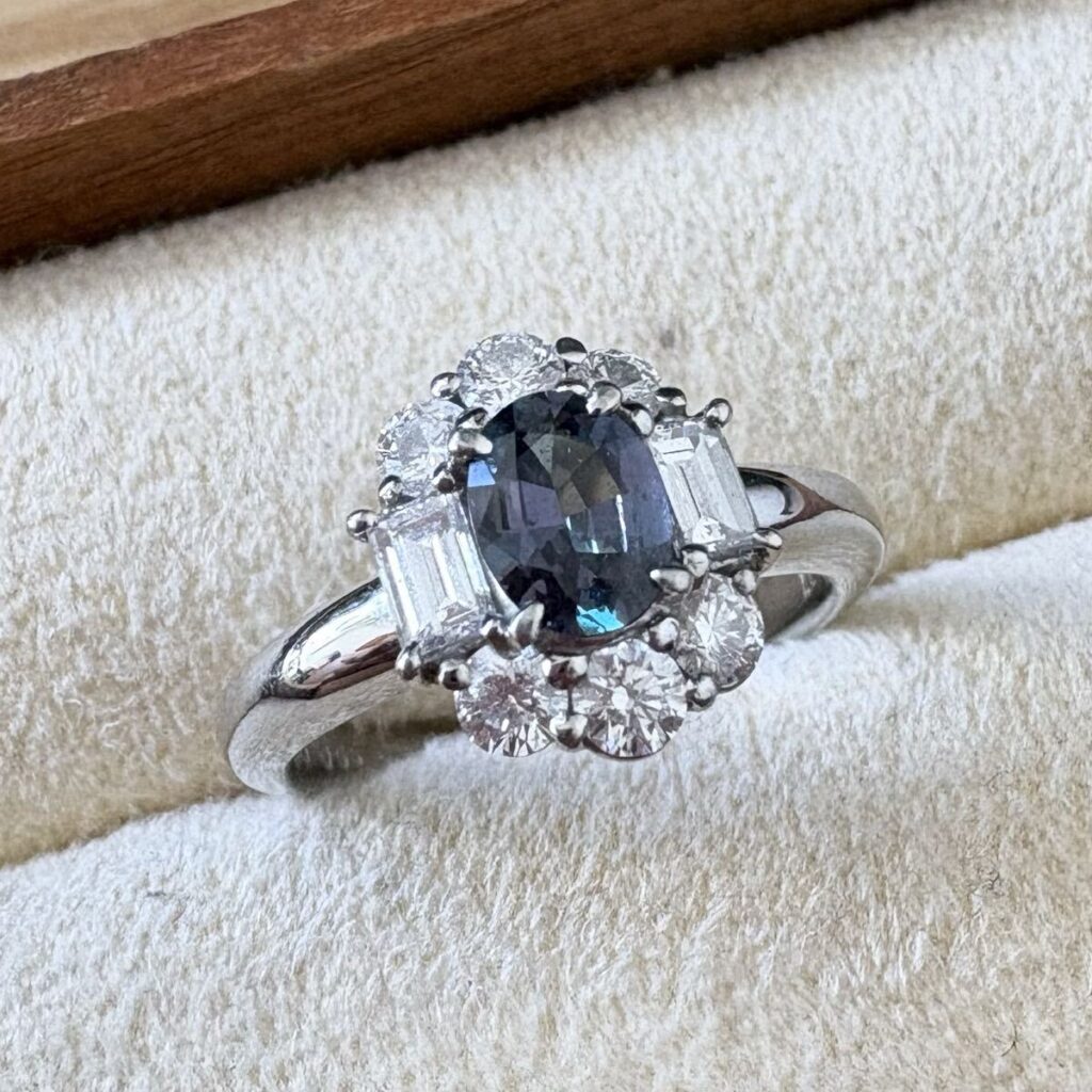 アレキサンドライト 0.77ct ダイヤモンド Pt900 リング 14号