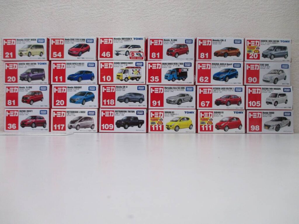 トミカ ミニカー 24台セット タカラトミー
