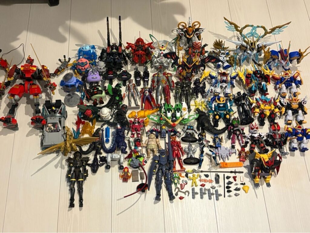 レゴ ガンダム ウルトラマン ゴジラ プラモデル フィギュア まとめ売り