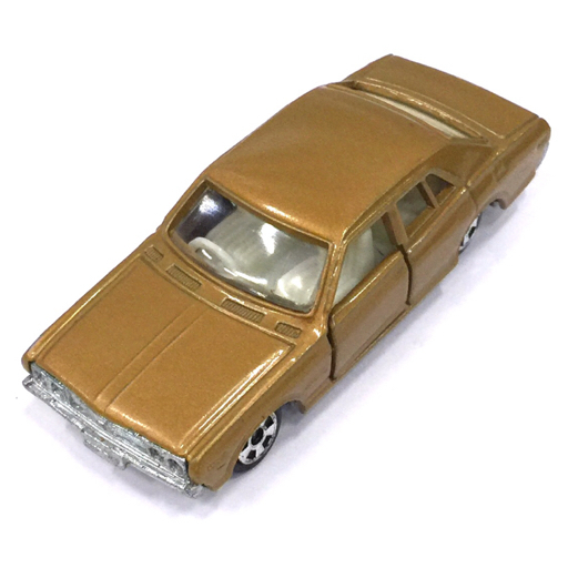 トミカ 日産 セドリック No.33 香港製 1/65スケール ミニカー