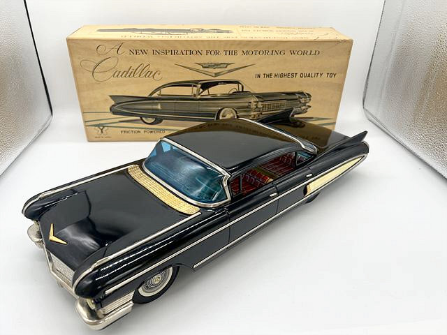 ヨネザワ キャデラック NO.10798 ブリキ車 全長46㎝