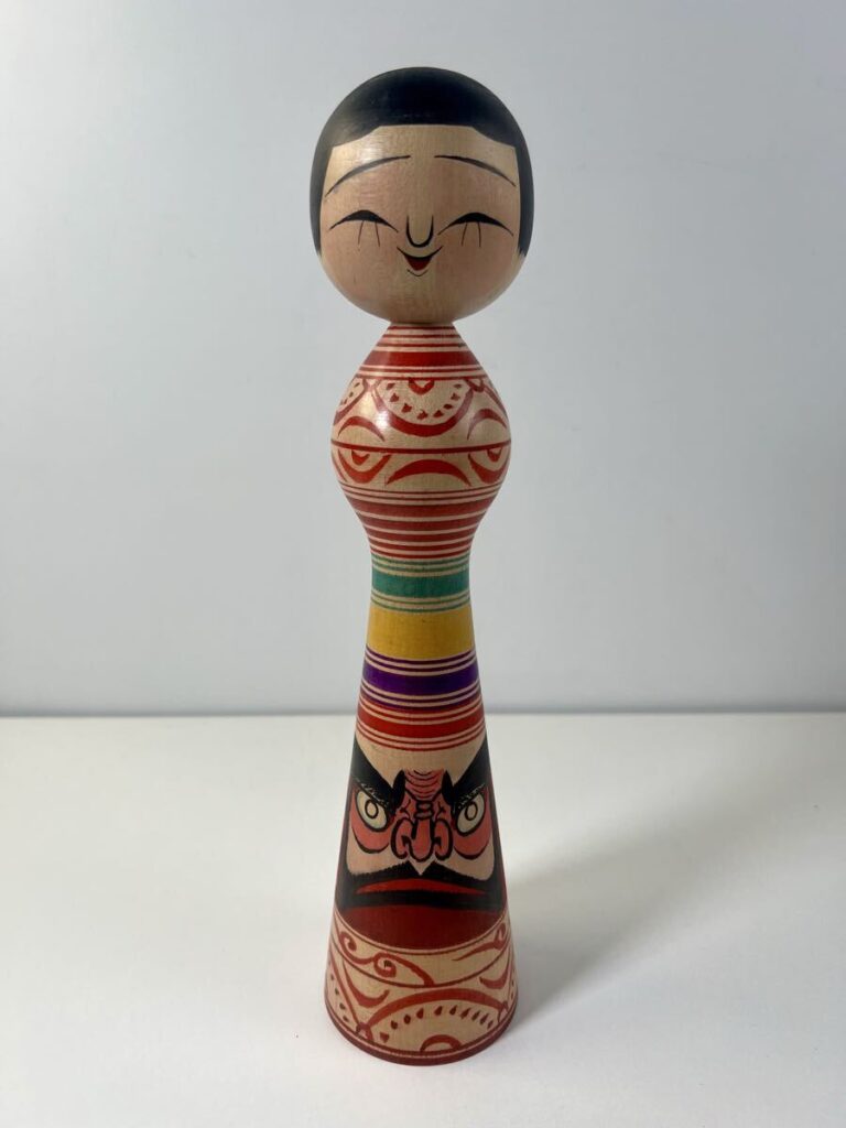 盛秀太郎作 伝統こけし 木彫人形