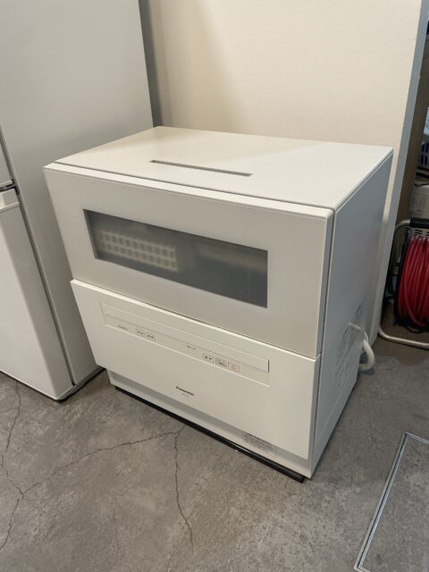 Panasonic 2022年製　電気食器洗い乾燥機 中古品販売