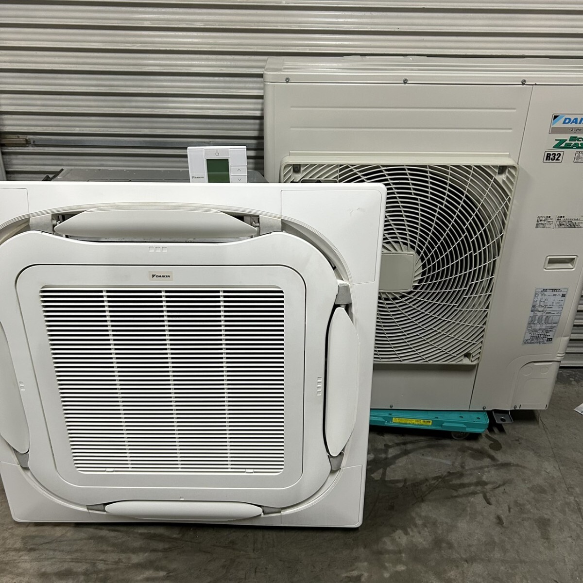 ダイキン 業務用エアコン 4馬力 FHCP112FC RZRP112BY