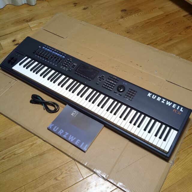 KURZWEIL PC3X 88鍵盤 コントローラーキーボード シンセサイザー