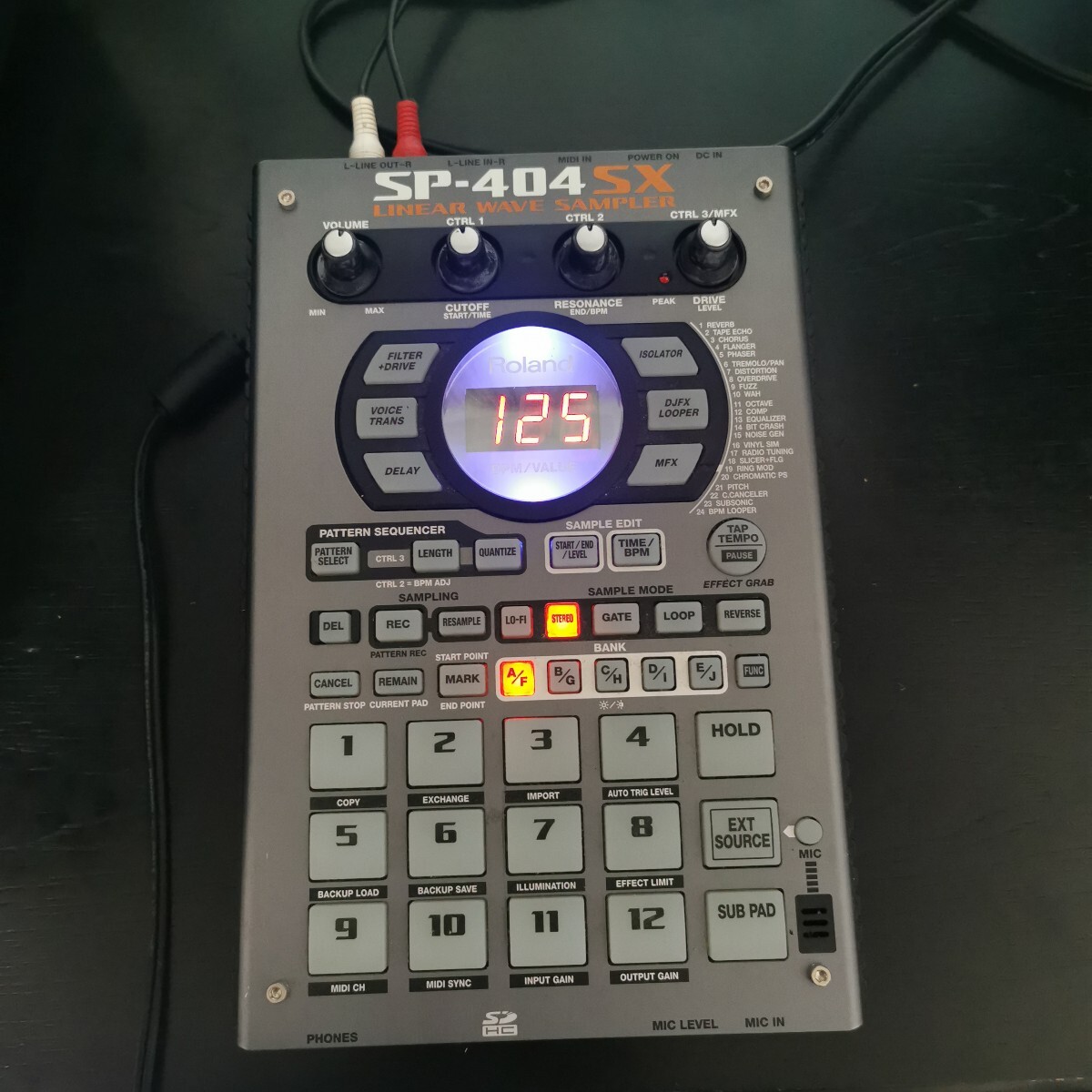Roland SP-404SX サンプラー
