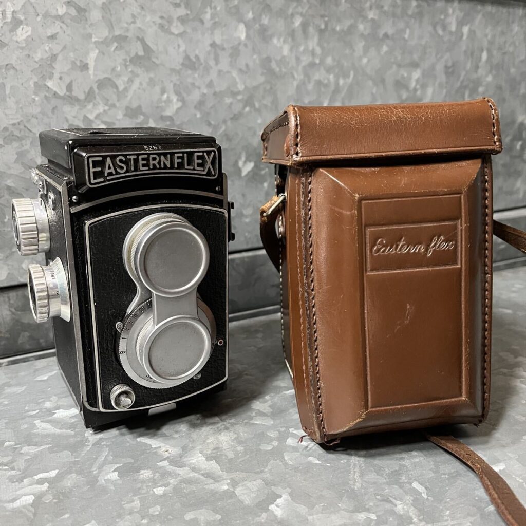 二眼レフ イースター フィルムカメラ