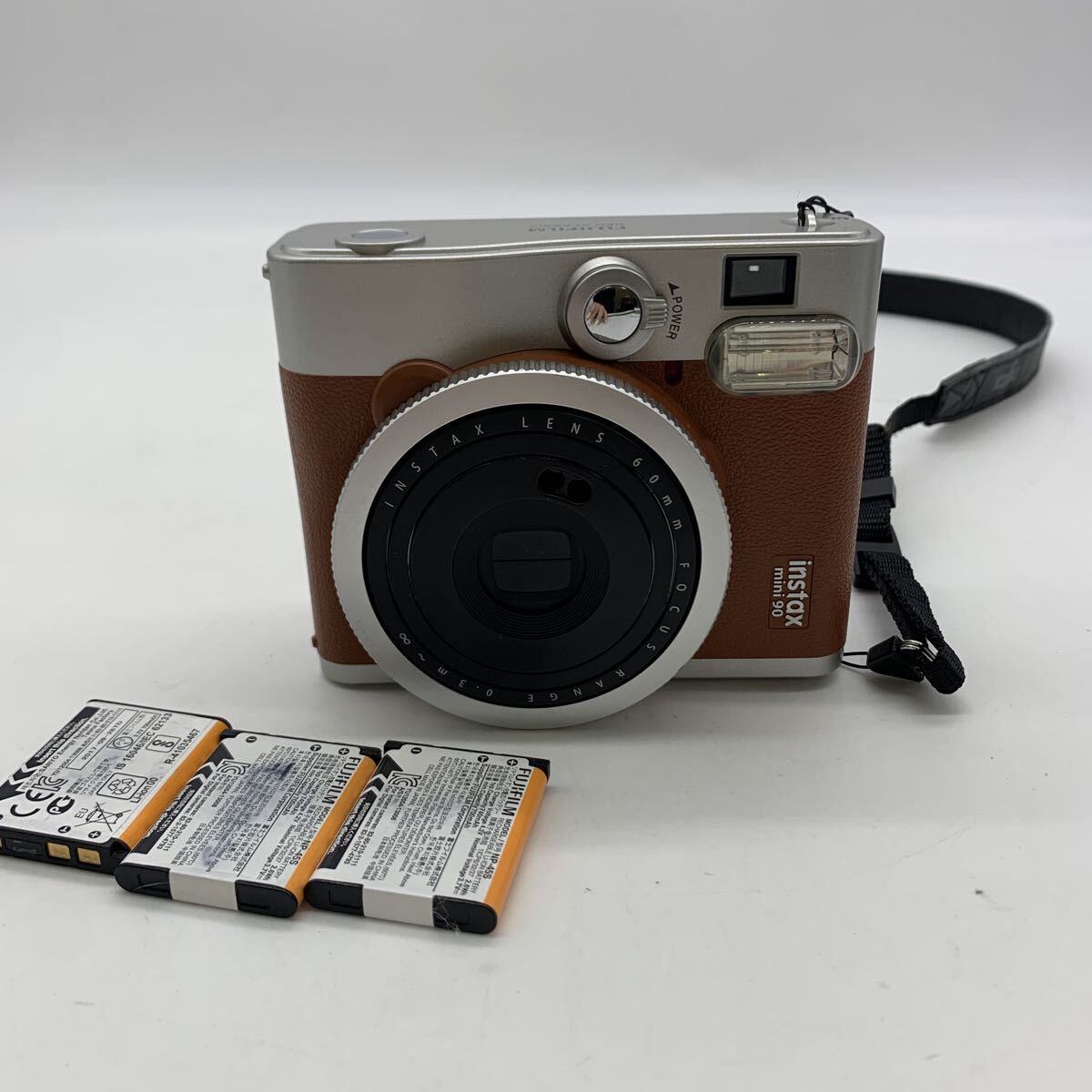 FUJIFILM INSTAX MINI 90 インスタントカメラ チェキ ネオクラシック