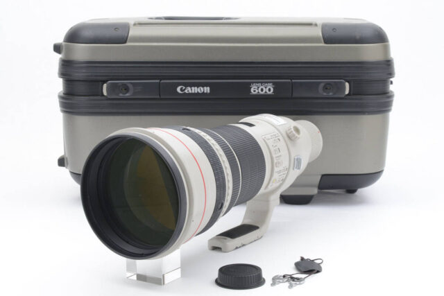 Canon EF600mm F4L IS USM 望遠レンズ