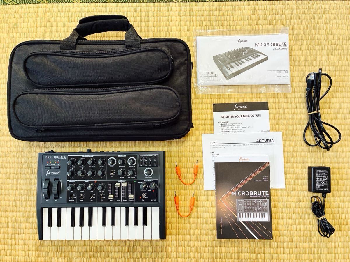 Arturia MicroBrute アナログシンセサイザー