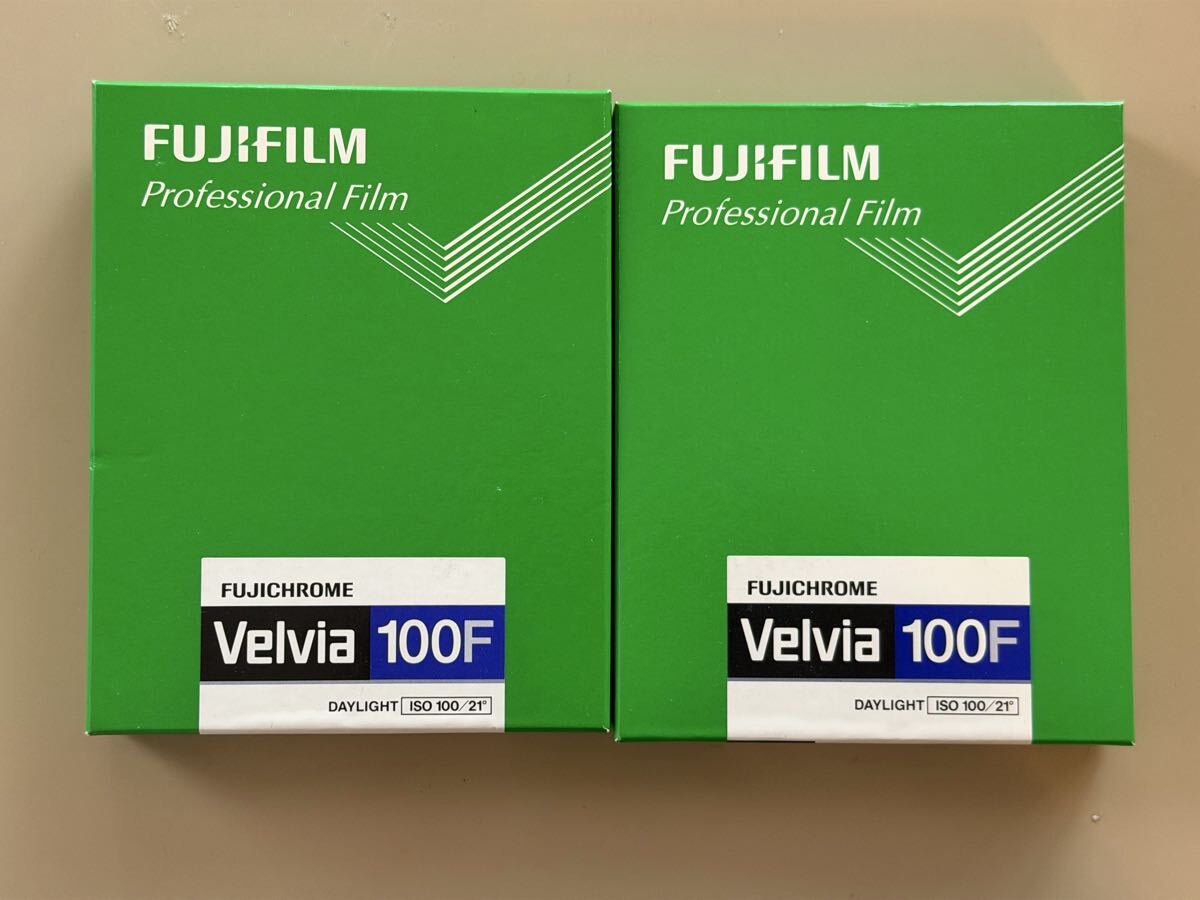 FUJIFILM VELVIA 100F 4×5判フィルム