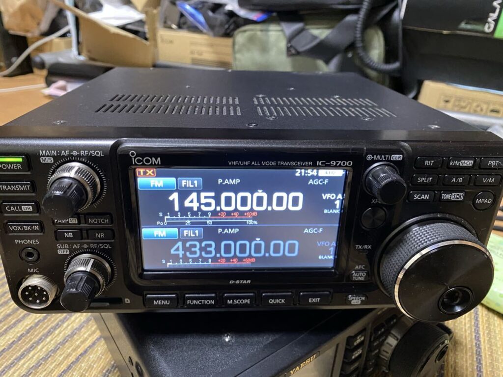 ICOM IC-9700 VHF/UHF ALL MODE TRANSCEIVER アマチュア無線機