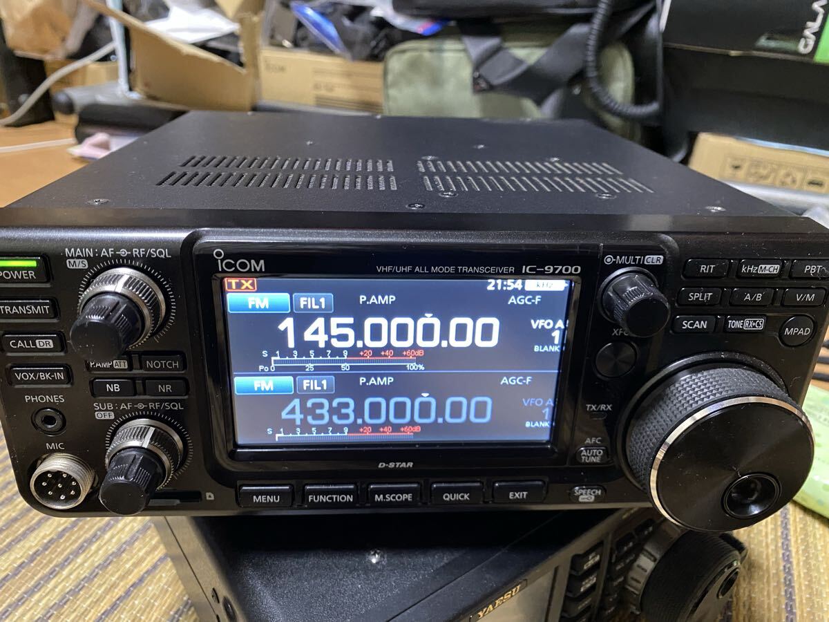 ICOM IC-9700 VHF/UHF ALL MODE TRANSCEIVER アマチュア無線機