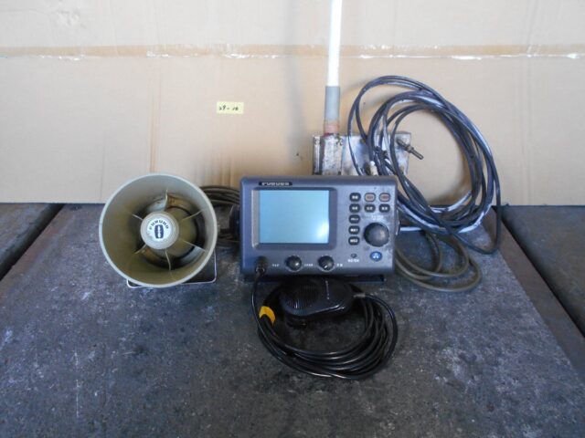 FURUNO DR-100 漁業無線機 DSB送受信機