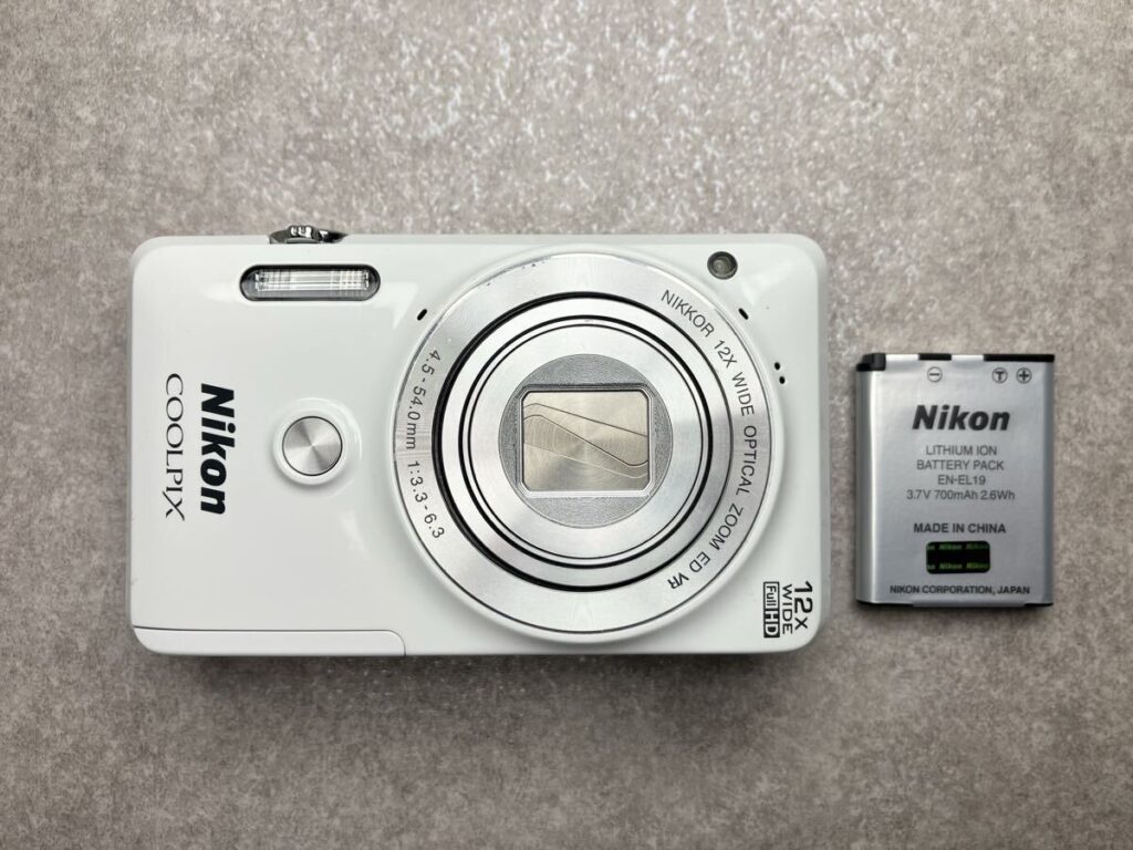 Nikon COOLPIX S6900 コンパクトデジタルカメラ
