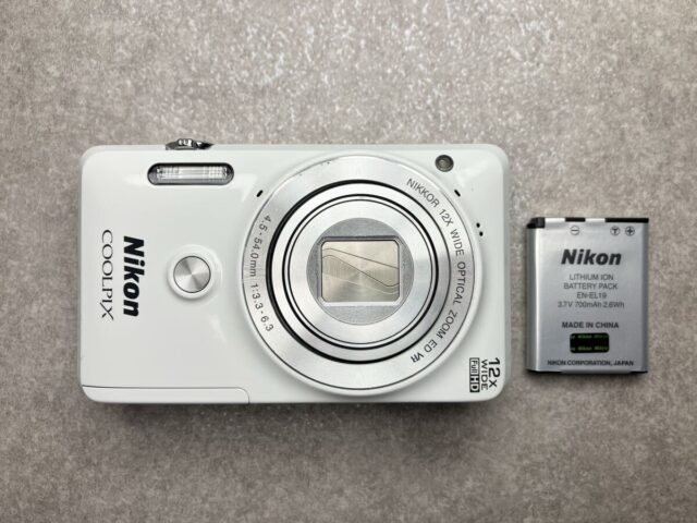 Nikon COOLPIX S6900 コンパクトデジタルカメラ