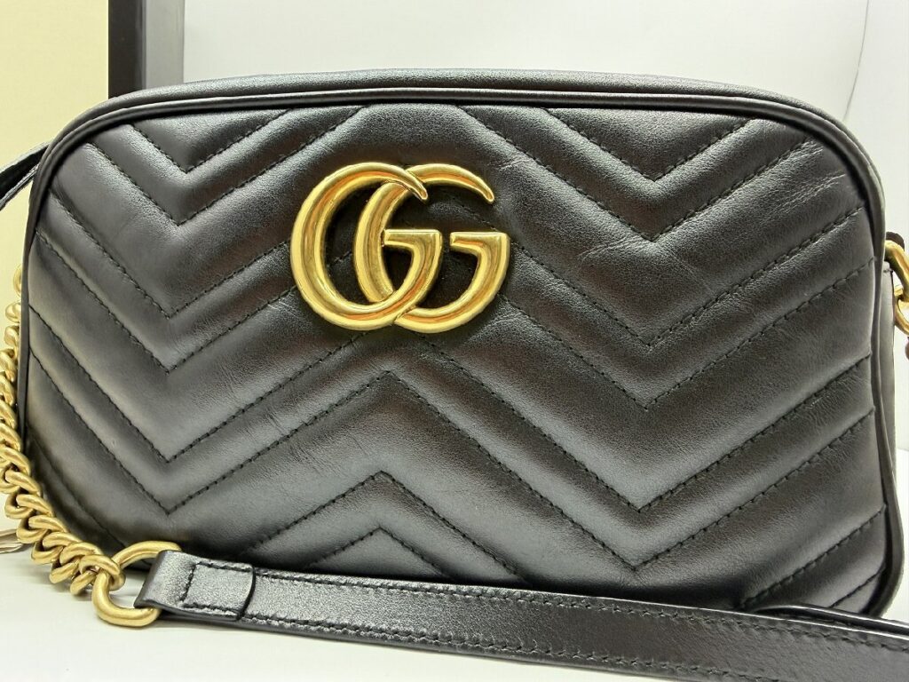 GUCCI GGマーモント スモール カメラバッグ 447632 ブラック