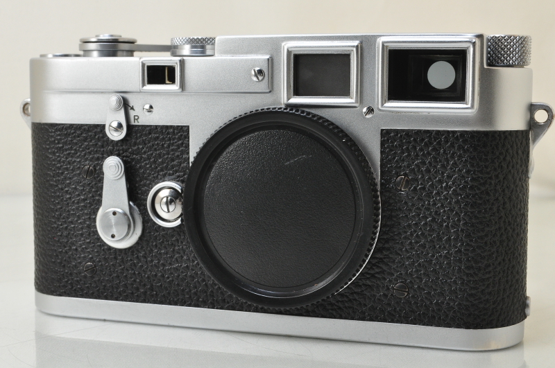 Leica M3 35mm Rangefinder Film Camera Body