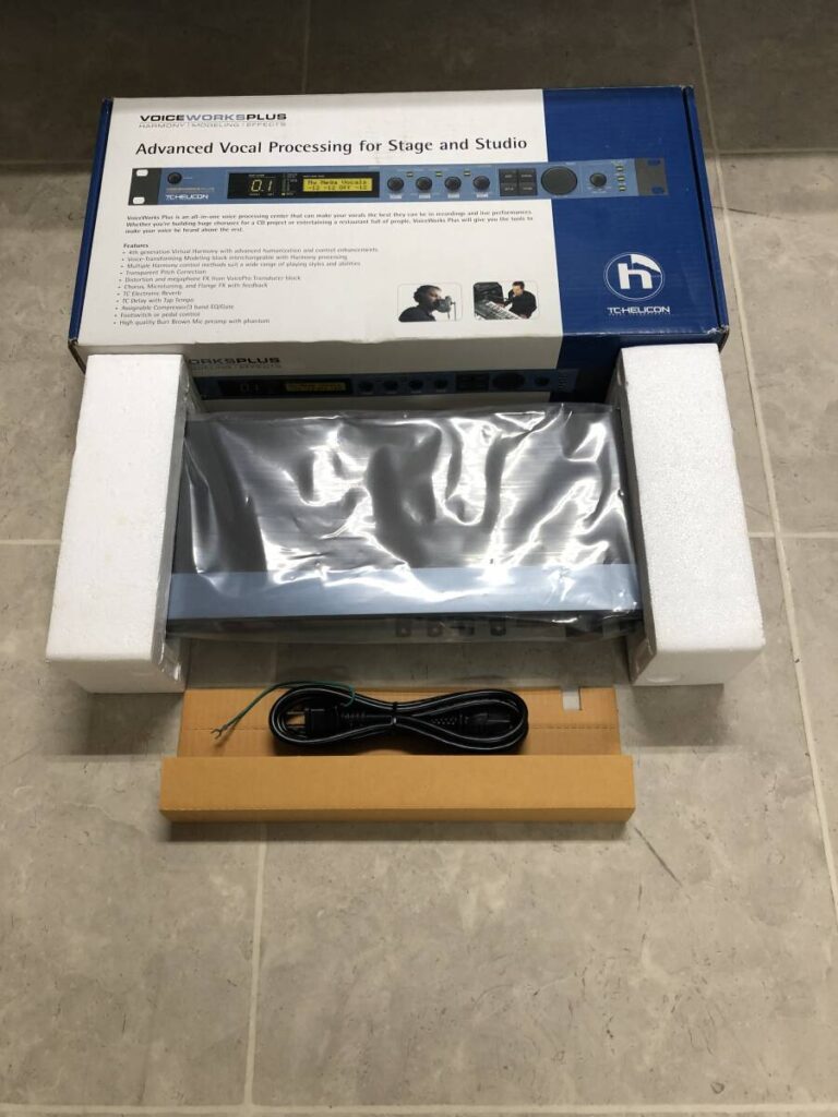 TC HELICON VOICE WORKS PLUS ボーカルエフェクター