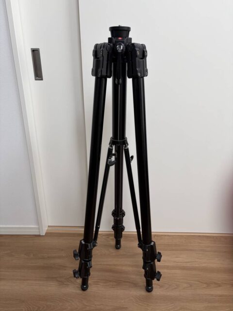 Manfrotto 161MK2B 大型三脚 アルミニウム製
