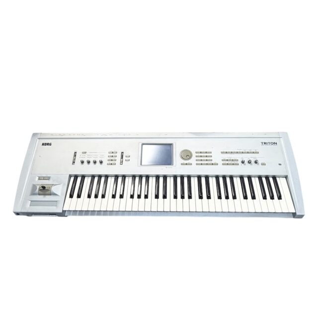 KORG TRITON シンセサイザー キーボード