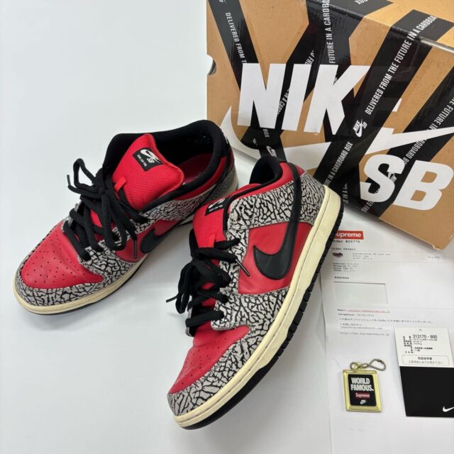 SUPREME × NIKE DUNK LOW PREMIUM SB 29.5cm