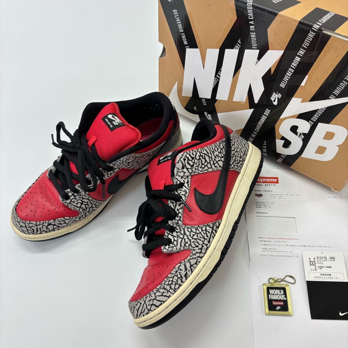 SUPREME × NIKE DUNK LOW PREMIUM SB 29.5cm