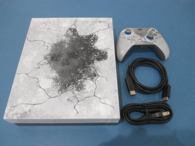 Xbox One X Gears5 リミテッドエディション