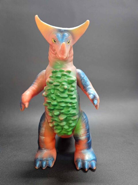ブルマァク ゴモラ ハワイ版 ソフビ ウルトラマン怪獣