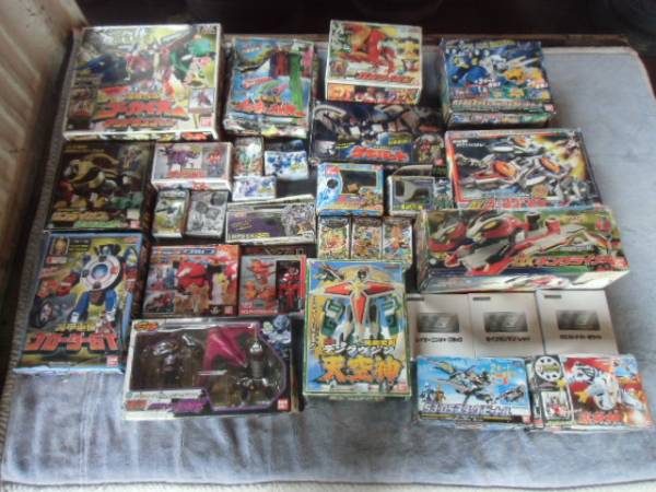 特撮玩具まとめ売り トランスフォーマー ゴーカイジャー ウルトラマン等