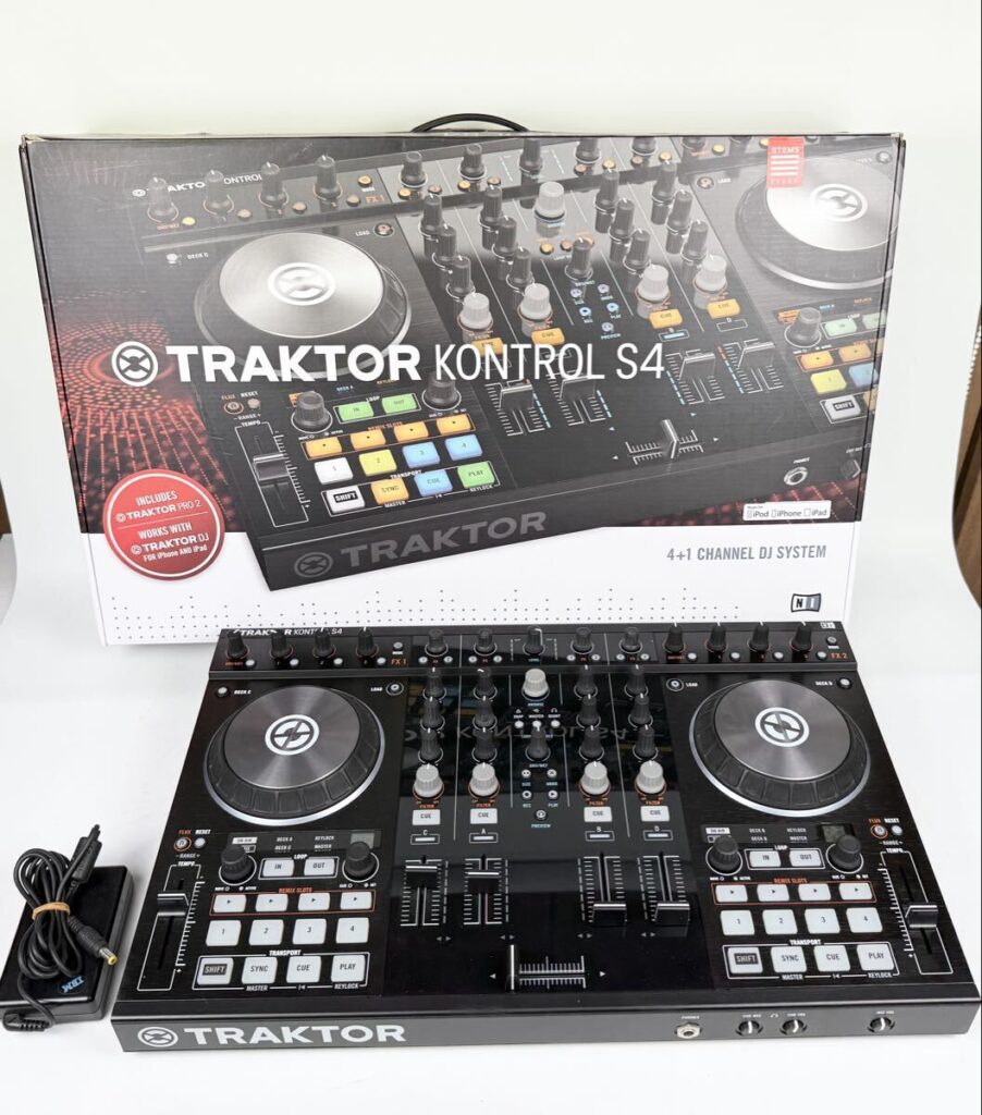 Native Instruments TRAKTOR KONTROL S4 MK2 DJコントローラー