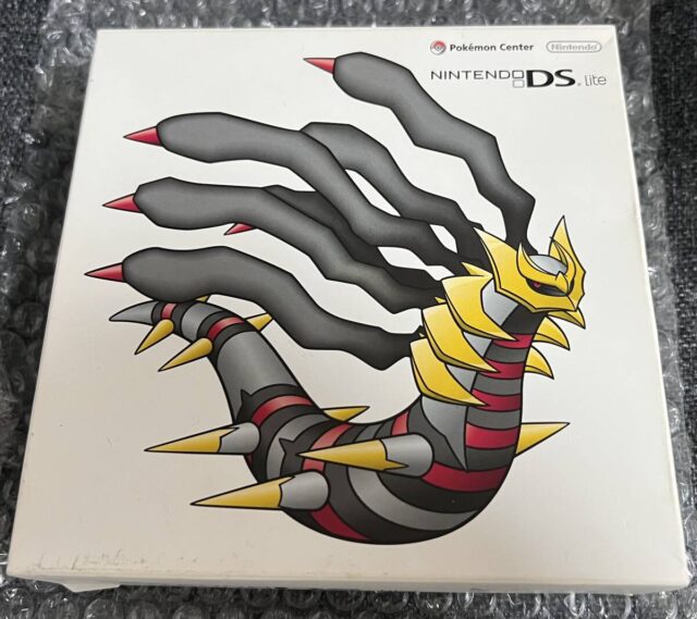 Nintendo DS Lite ポケモン ギラティナ エディション ホワイト