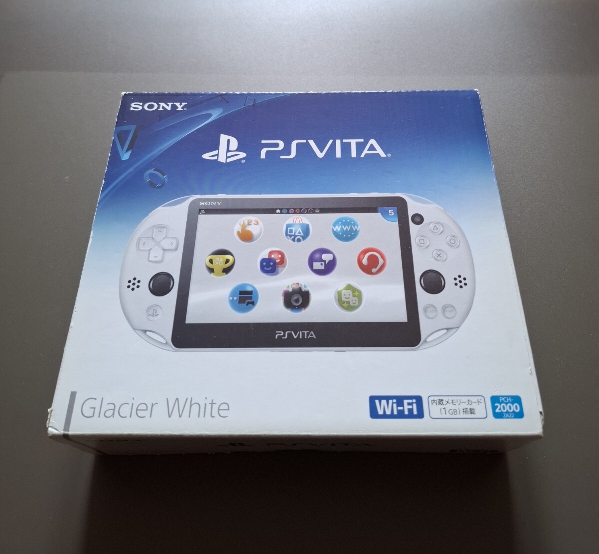 PlayStation Vita PCH-2000 グレイシャーホワイト Wi-Fiモデル