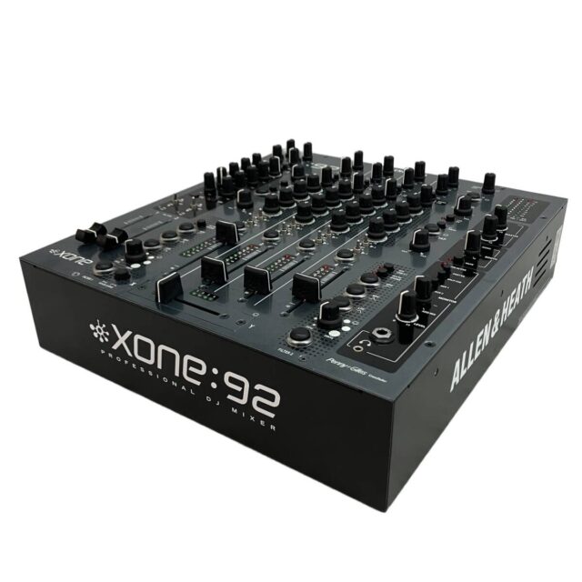 ALLEN&HEATH XONE:92 DJミキサー