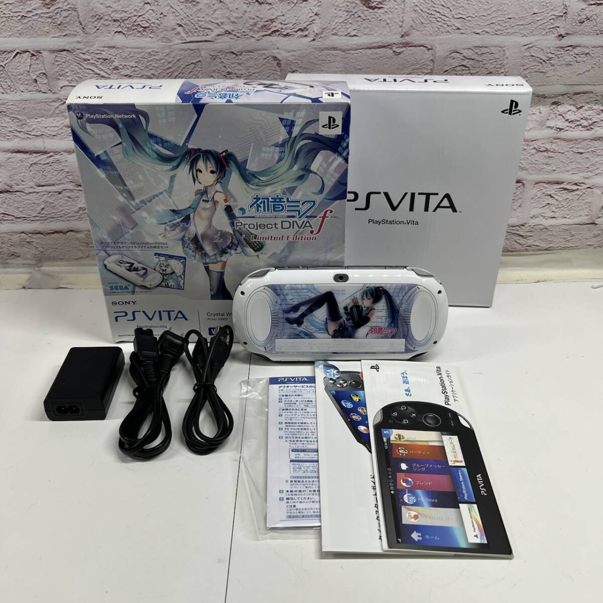 SONY PS Vita 初音ミク Project DIVA f Limited Edition