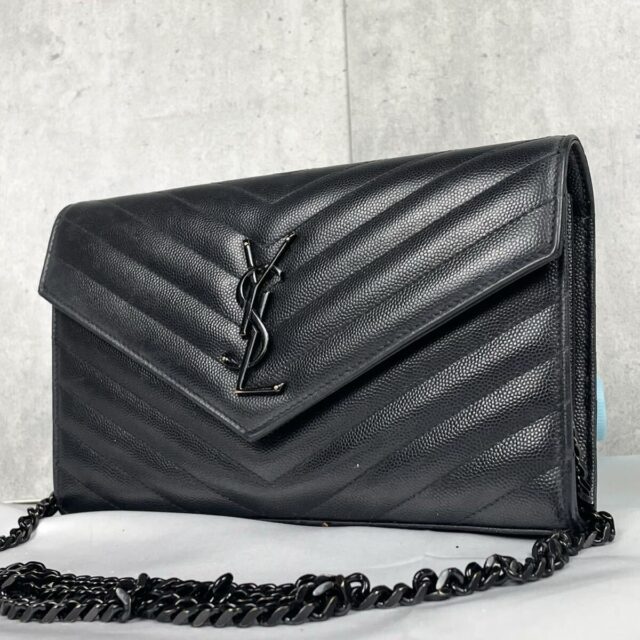 Saint Laurent サンローラン ショルダーバッグ クロスボディ レザー
