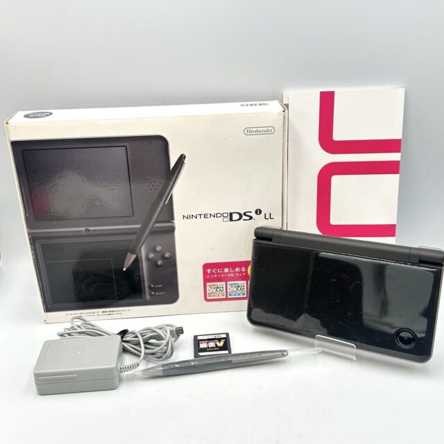 Nintendo DSi LL ダークブラウン ソフト1本付き