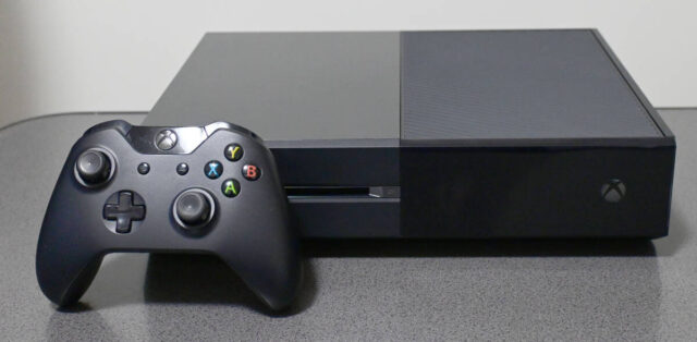 Xbox One 本体 5C5-00019 500GB