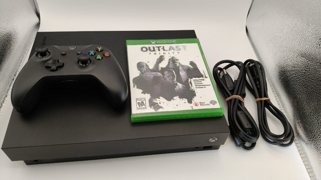 Microsoft Xbox One S 本体 1TB ワイヤレスコントローラー付き