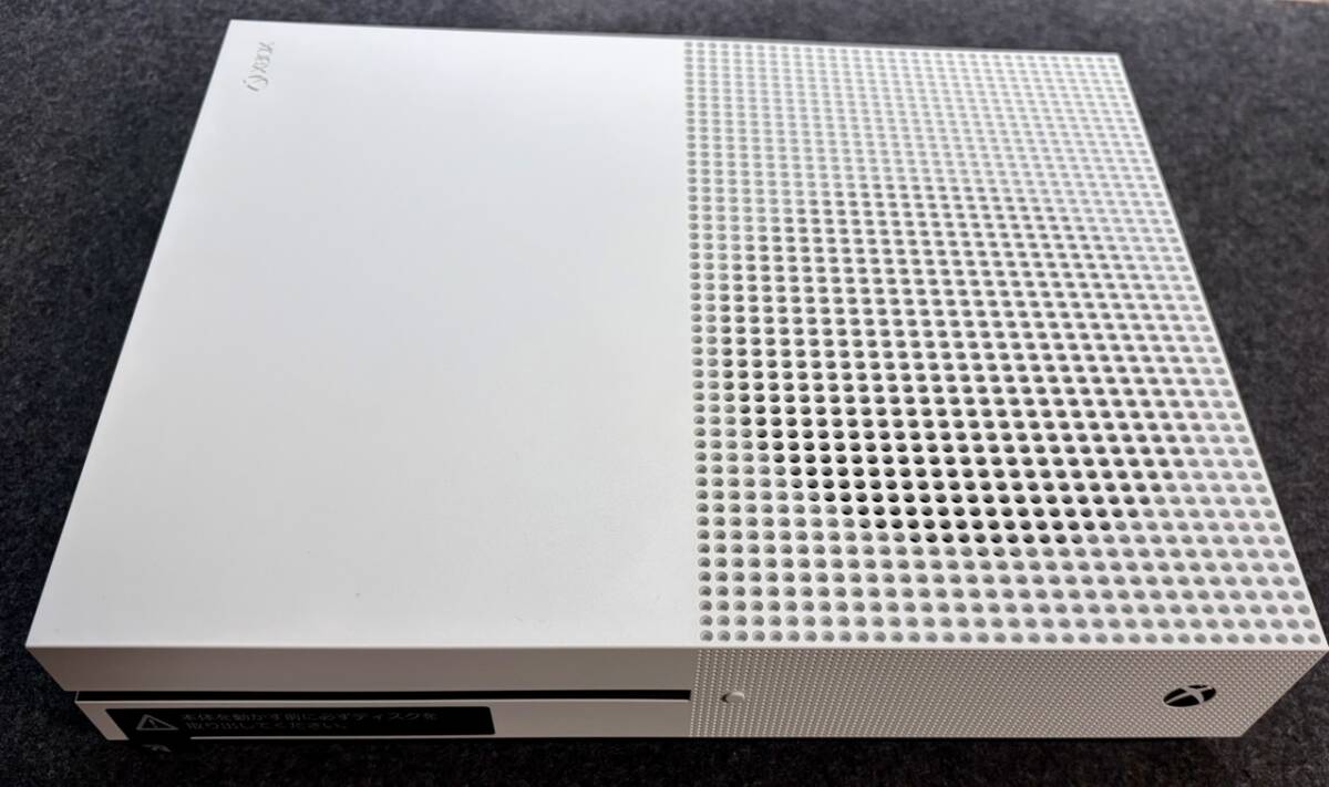 Xbox One S 500GB ブルーレイドライブ