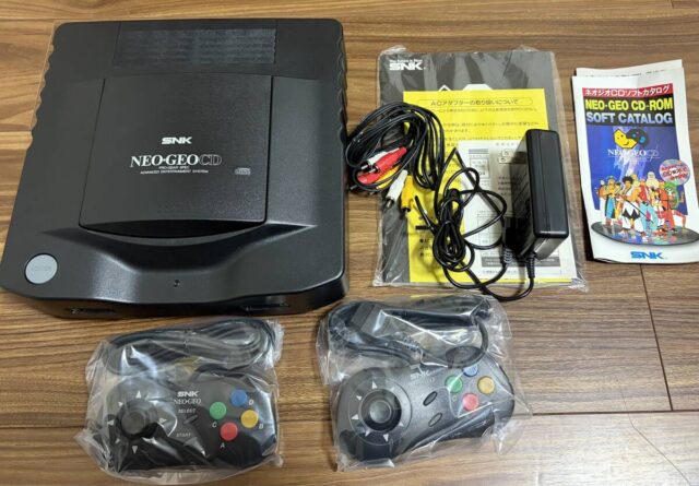 SNK NEO GEO CD ネオジオCD 本体 箱説明書付