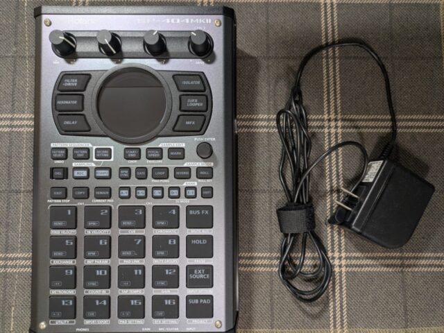 Roland SP-404MKII サンプラー