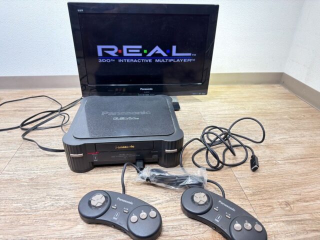 Panasonic 3DO REAL FZ-1 本体 コントロールパッド2点